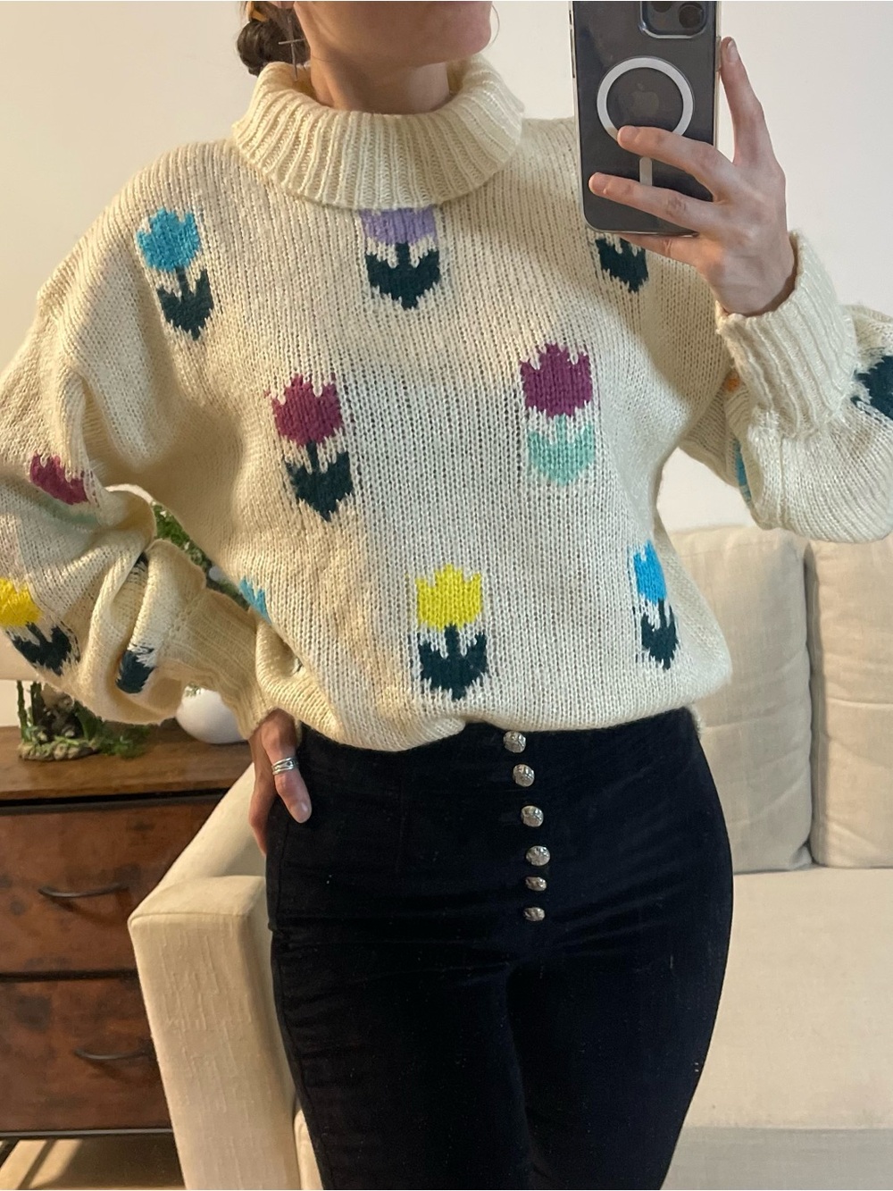 VRG GRL Cream Floral Knit Turtleneck Sweater Tulip Print Cozy Fall Top Size S/M